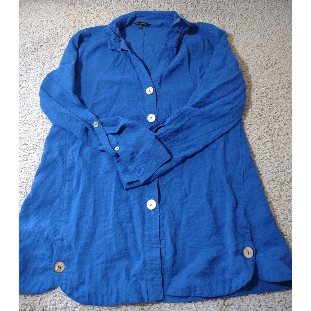 John Mark Womans Button Up Top Blue Solid Small Rayon Nylon Blend 3/4 Sleeve